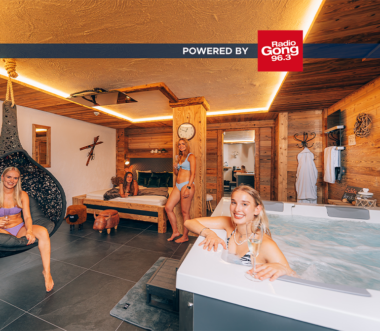 Deluxe Alm Chalet 18