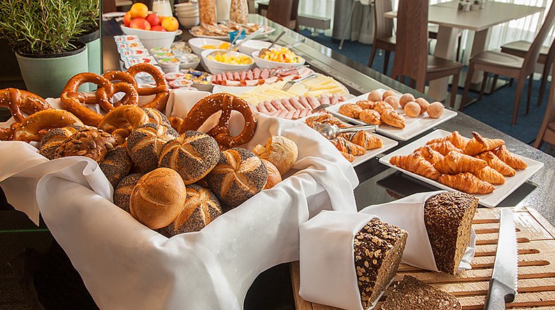 Therme Erding Victory Gästehaus Frühstück